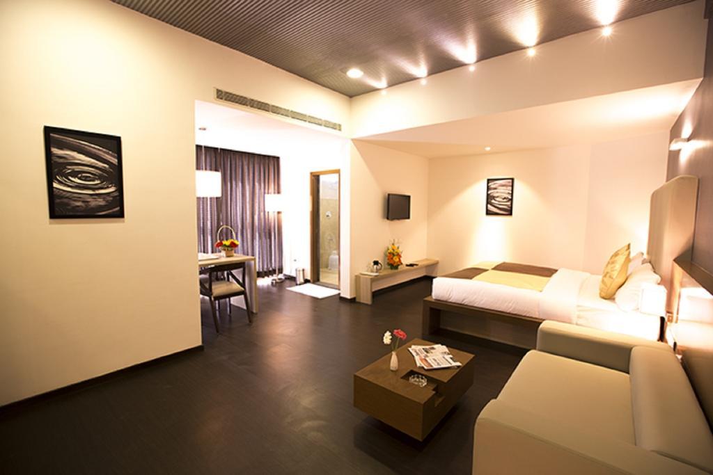 Vinaya Royal Inn Kammasandra Cameră foto