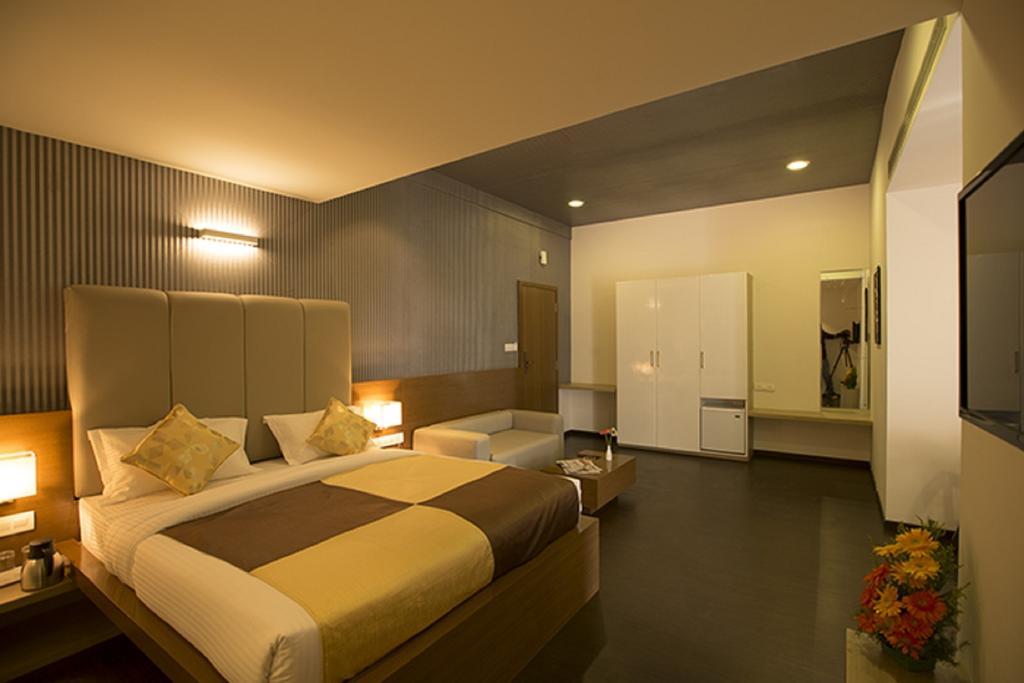Vinaya Royal Inn Kammasandra Cameră foto